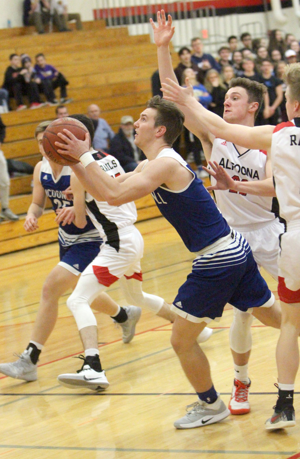 McDonell boys basketball at Altoona 2-13-20